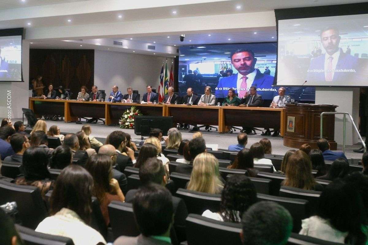 Evento promovido pelo CNJ discute impactos da litigância predatória e estratégias para eficiência da Justiça.