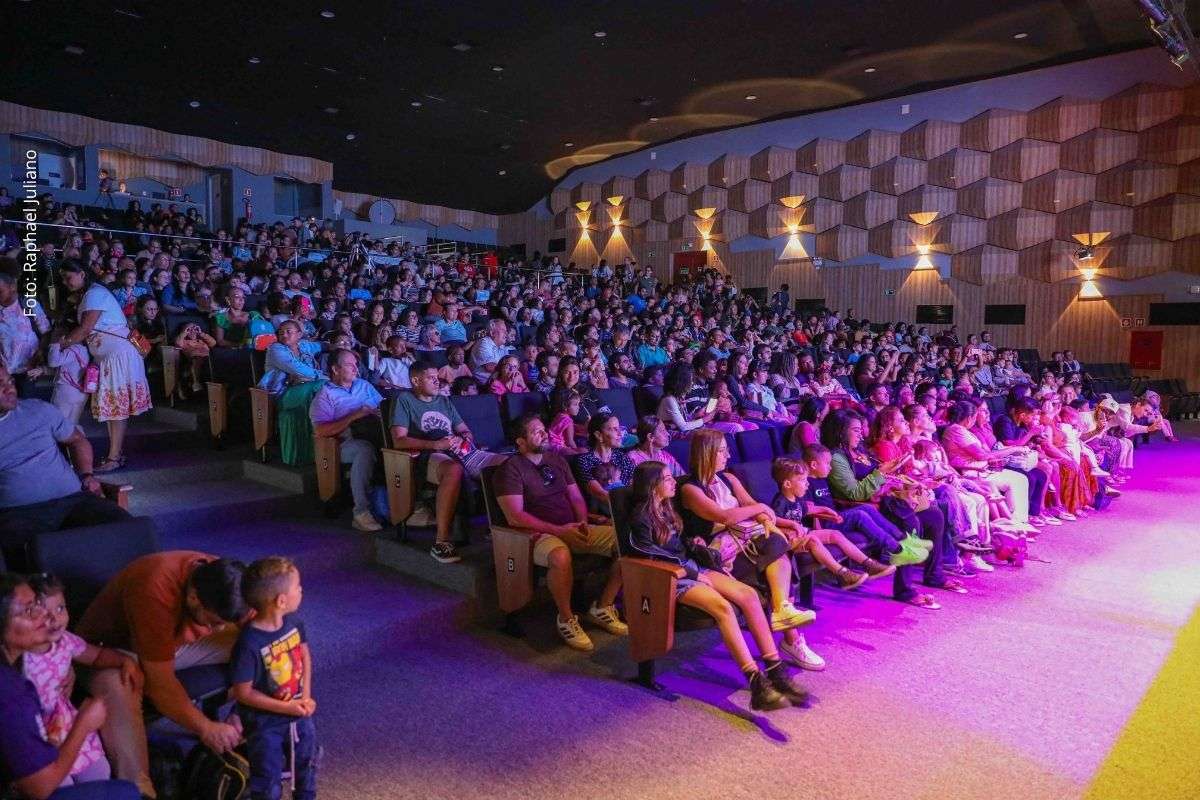 Anúncio foi realizado durante as comemorações dos 50 anos da UEFS e destaca a contribuição do grupo para a formação de público infantojuvenil em Feira de Santana.