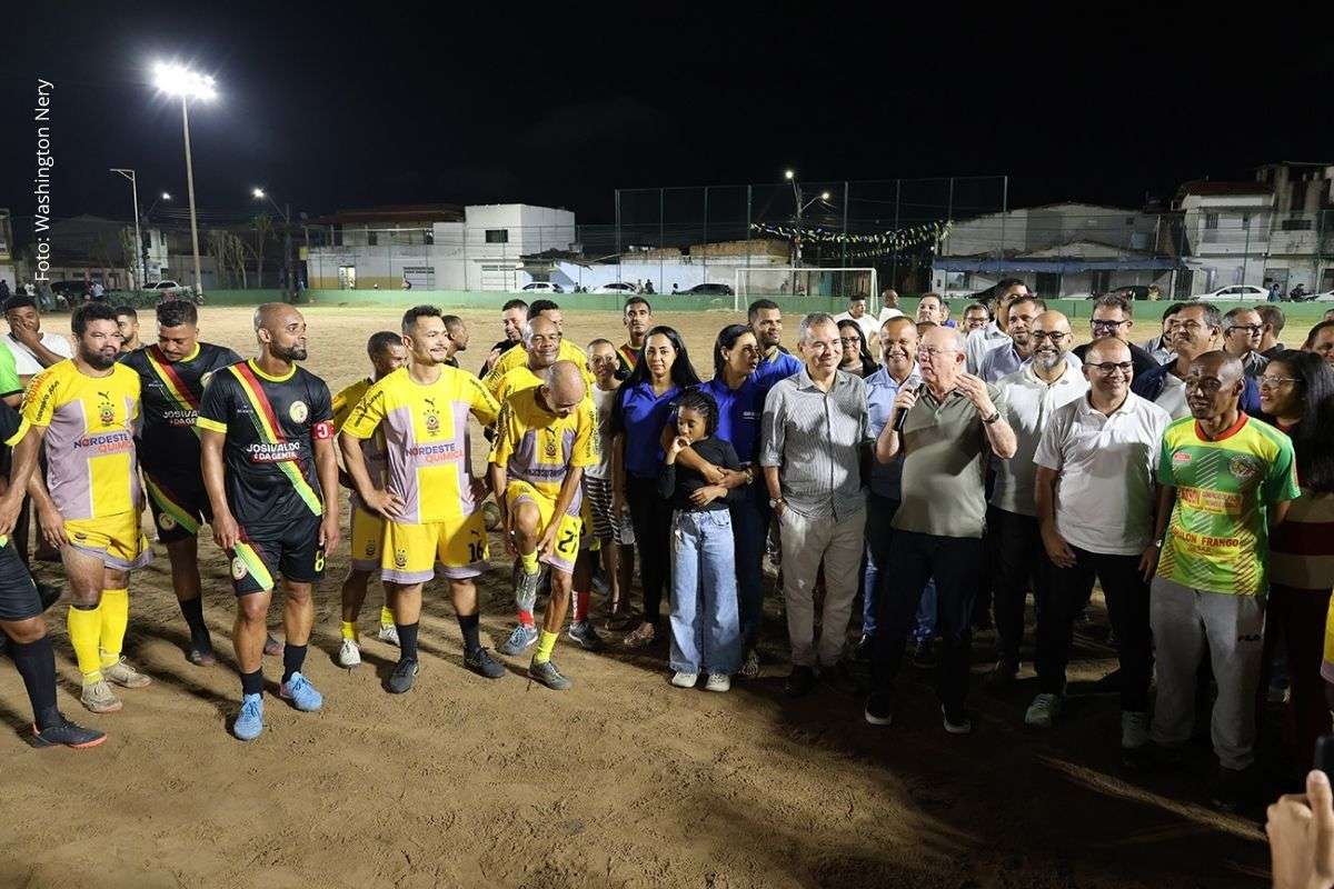 Equipamento esportivo passou por reforma estrutural e integra plano municipal de recuperação de praças esportivas em Feira de Santana.